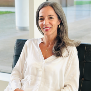 Izis Ibrahim, TÜV-zertifizierte KI-Trainerin & Senior Advisor München